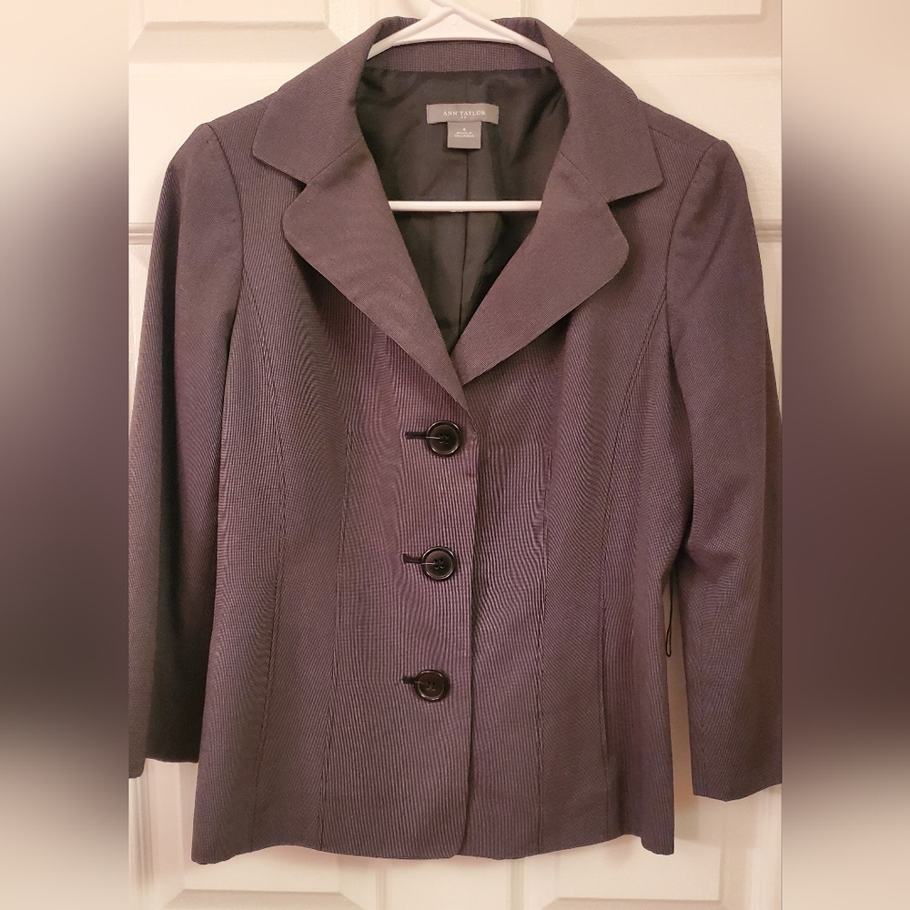 Ann Taylor Short Grey Blazer